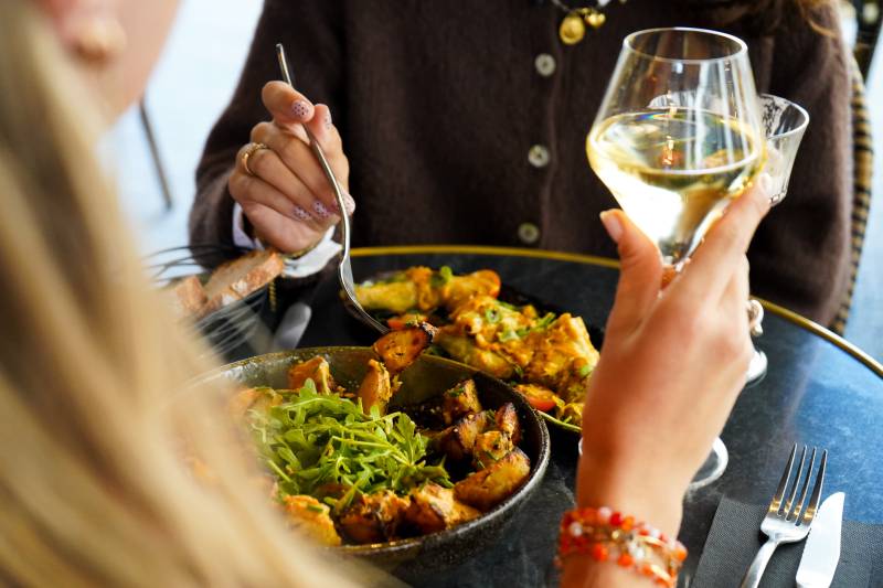 Restaurant ouvert le midi place graslin