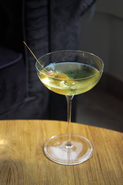 Cuisine maison, produits locaux et ambiance conviviale, découvrez Ambrosia, restaurant dans le centre-ville de Nantes.